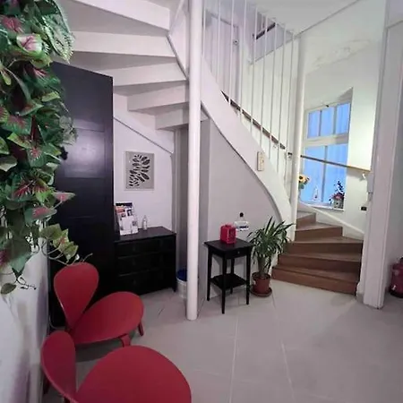 11# Sunflower Cozy Budapest